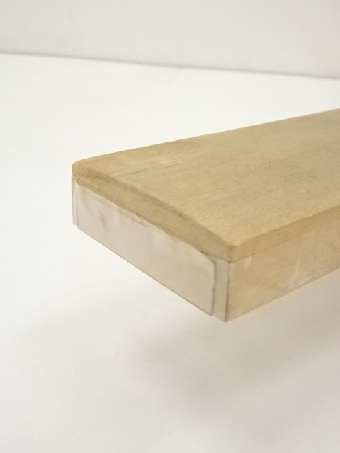 道具 ] - 道具 元舟筆 水墨山水 肉筆絹本掛軸（共箱） | ネット